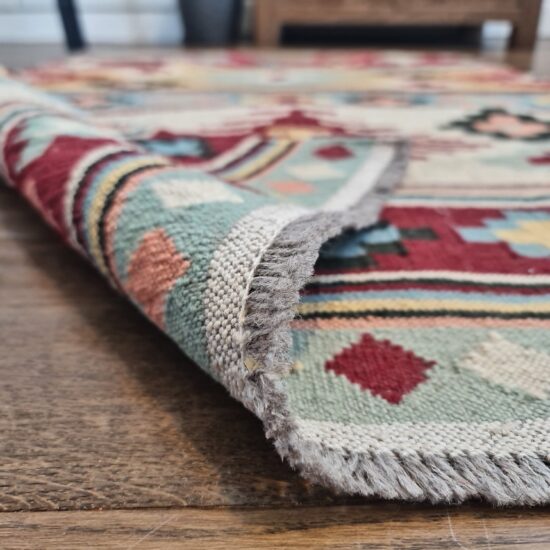 hand woven persian rug (1)